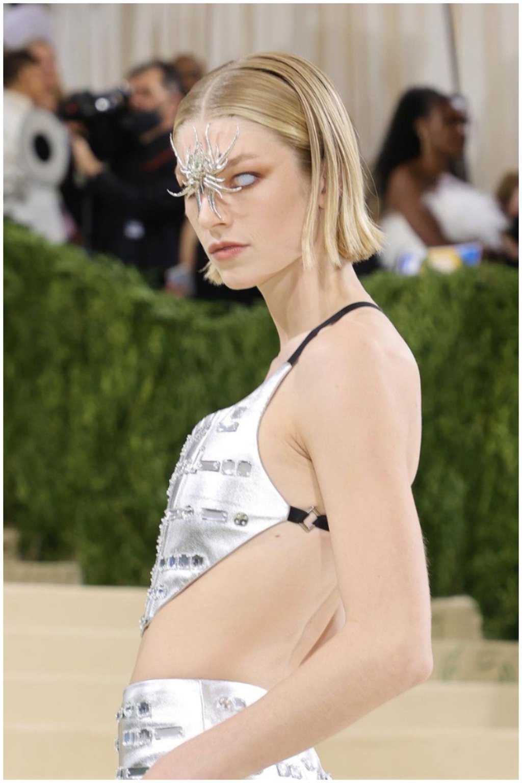 Hunter Schafer’s tall slim form has made her a hot commodity among fashion designers on and off the runway – here she is at the Met Gala in 2021. Photo: @hunterschafer/Instagram