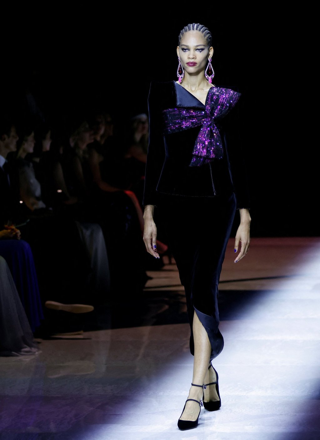 A model presents a creation by designer Giorgio Armani as part of his haute couture autumn/winter 2022-2023 collection show for fashion house Giorgio Armani Prive in Paris, France, on July 5. Photo: Reuters A model presents a creation by designer Giorgio Armani as part of his haute couture autumn/winter 2022-2023 collection show for fashion house Giorgio Armani Prive in Paris, France, on July 5. Photo: Reuters