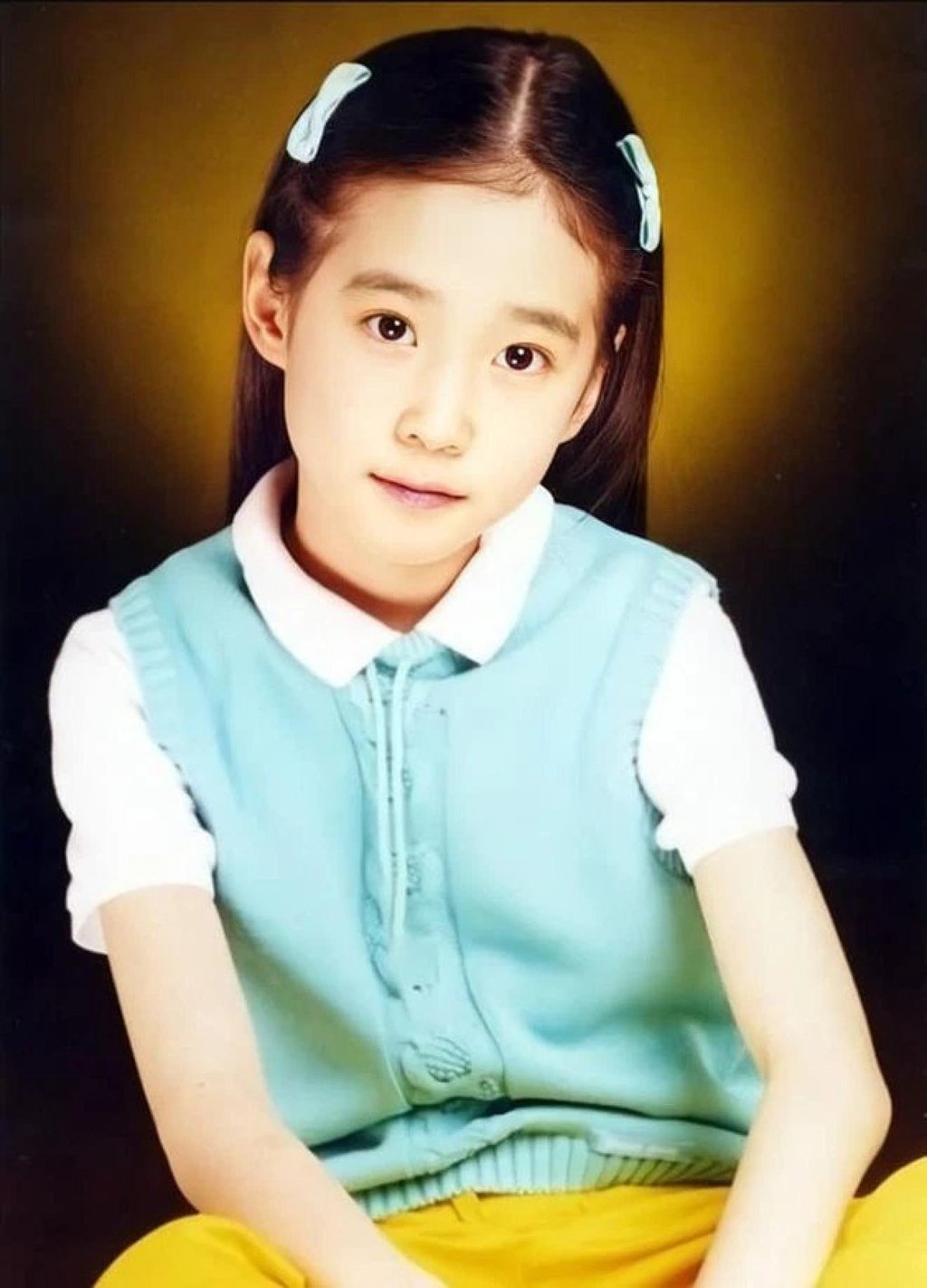 Park Eun-bin was already acting alongside Choi Min-soo and Lee Jung-jae aged six! Photo: @TrcCu1/Twitter Park Eun-bin was already acting alongside Choi Min-soo and Lee Jung-jae aged six! Photo: @TrcCu1/Twitter