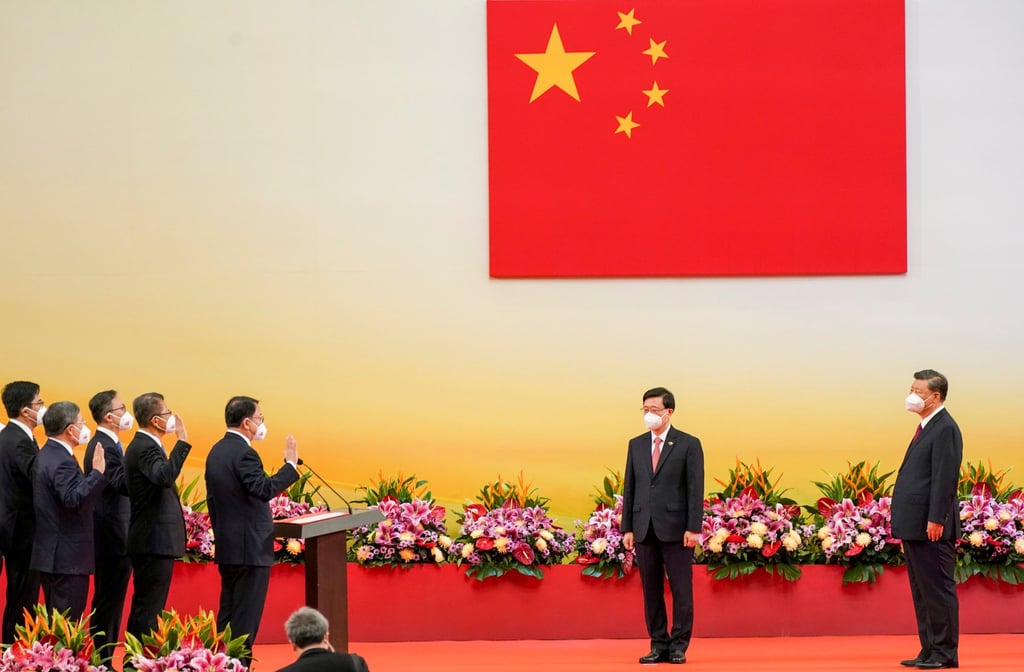 President Xi Jinping officiates at the July 1 swearing-in ceremony of the new Hong Kong administration. Photo: Felix Wong President Xi Jinping officiates at the July 1 swearing-in ceremony of the new Hong Kong administration. Photo: Felix Wong
