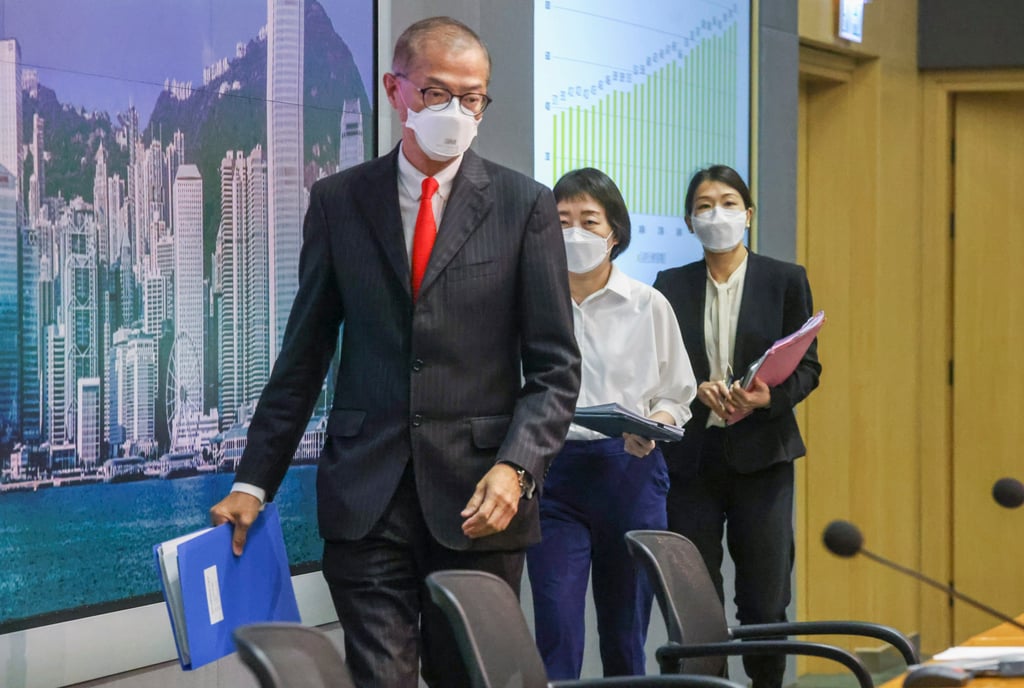 Secretary for Health Professor Lo Chung-mau. Photo: K. Y. Cheng