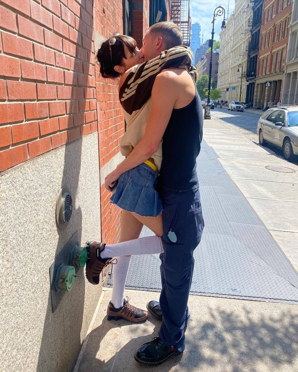 Bella Hadid and Marc Kalman getting cosy. Photo: @bellahadid/Instagram Bella Hadid and Marc Kalman getting cosy. Photo: @bellahadid/Instagram
