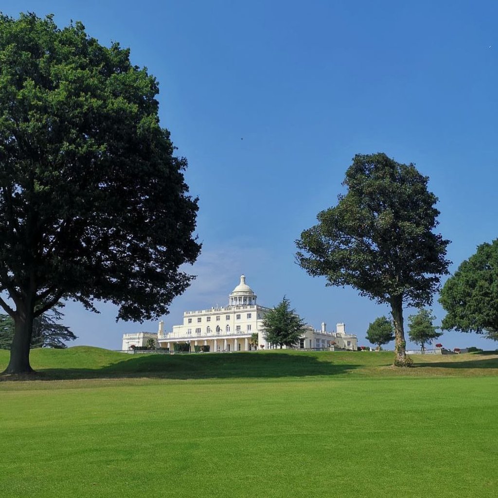 Mukesh Ambani’s Stoke Park estate in Buckinghamshire reportedly cost US$79 million to buy. Photo: @doubledthelast/Instagram Mukesh Ambani’s Stoke Park estate in Buckinghamshire reportedly cost US$79 million to buy. Photo: @doubledthelast/Instagram