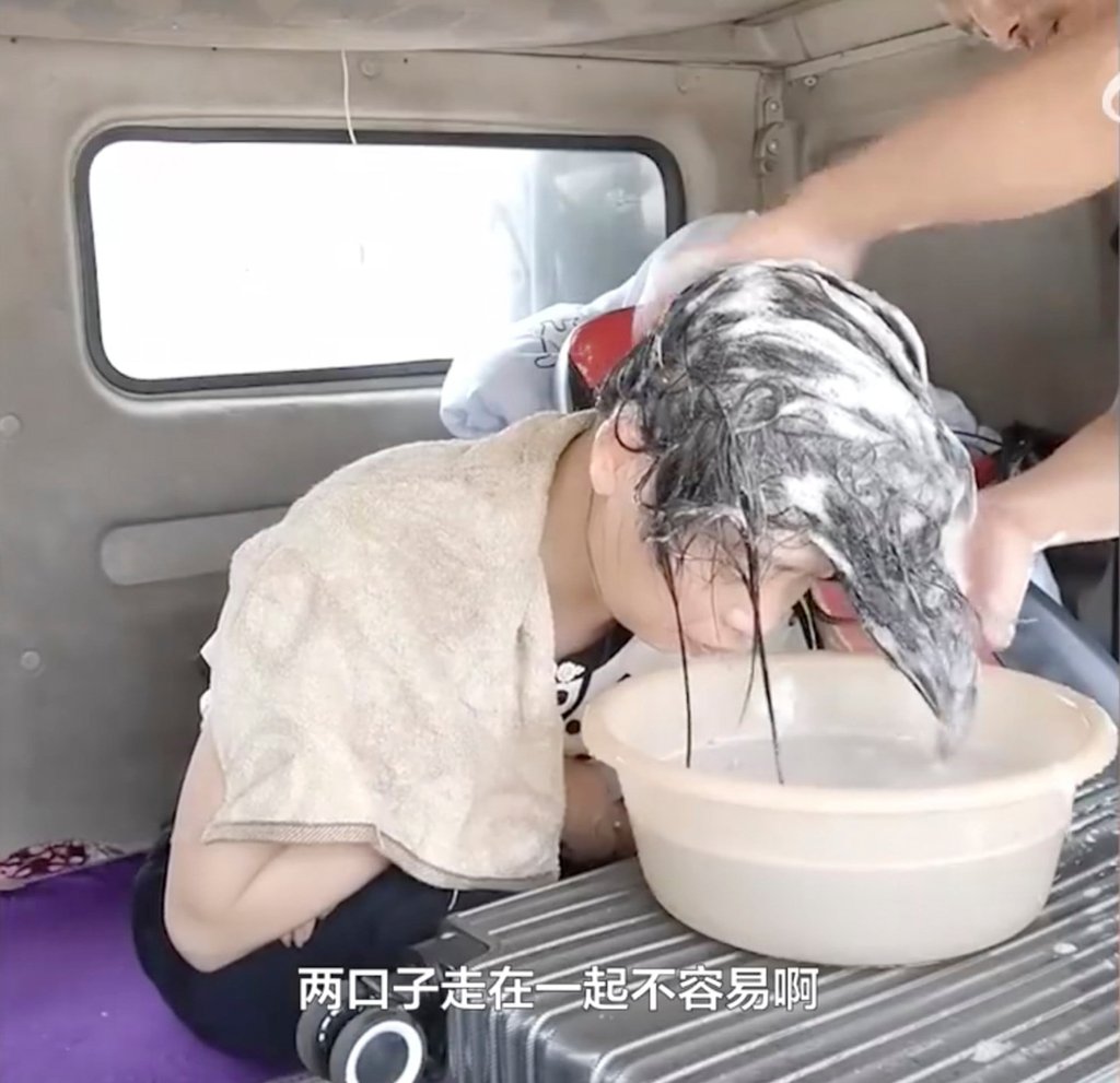Because space in his truck is limited, Nie says that basic things like: ‘Taking a shower or using the restroom are the hardest things to overcome.’ Photo: Weibo