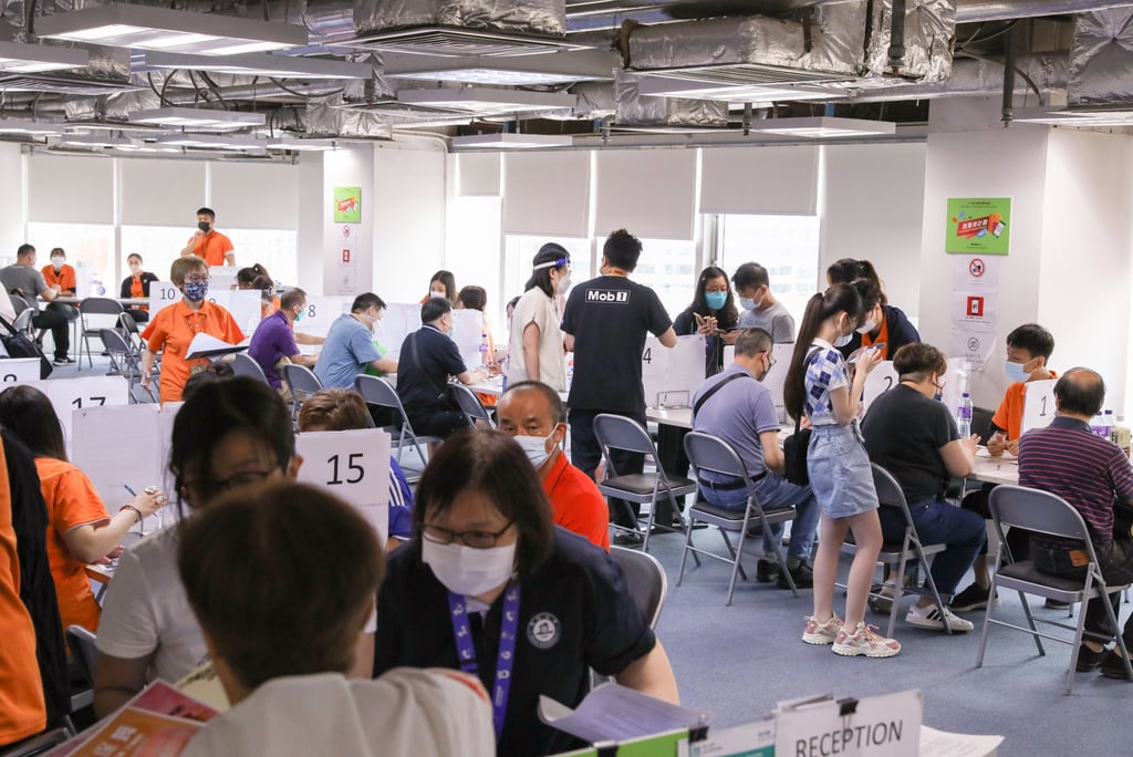 Residents at the consumption voucher service centre in Mong Kok on Friday. About 240,000 people have been ruled ineligible for the latest round of handouts. Photo: Yik Yeung-man Residents at the consumption voucher service centre in Mong Kok on Friday. About 240,000 people have been ruled ineligible for the latest round of handouts. Photo: Yik Yeung-man