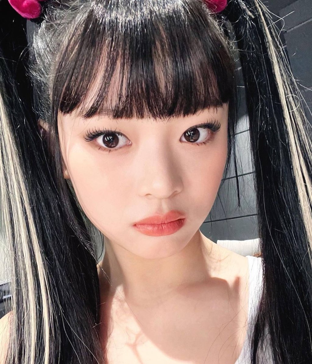 NewJeans’ Hanni is the first Vietnamese female idol signed to Hybe. Photo: @newjeans_official/Instagram