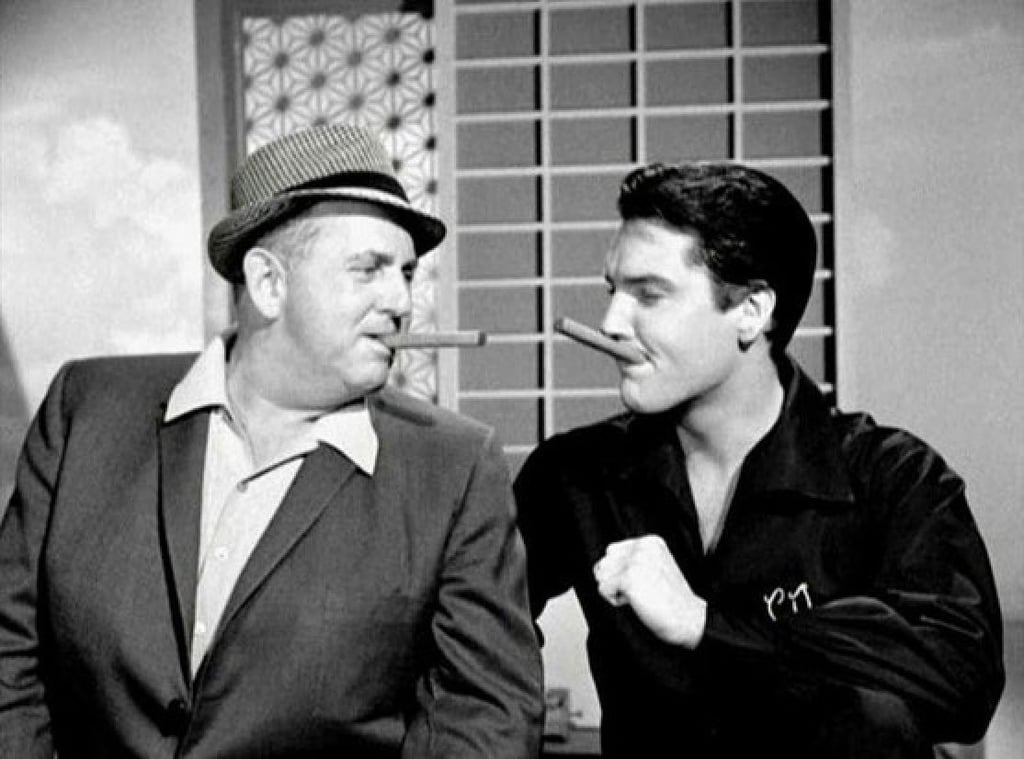 Colonel Tom Parker and Elvis Presley. Photo: @flippy.elviss/Instagram Colonel Tom Parker and Elvis Presley. Photo: @flippy.elviss/Instagram