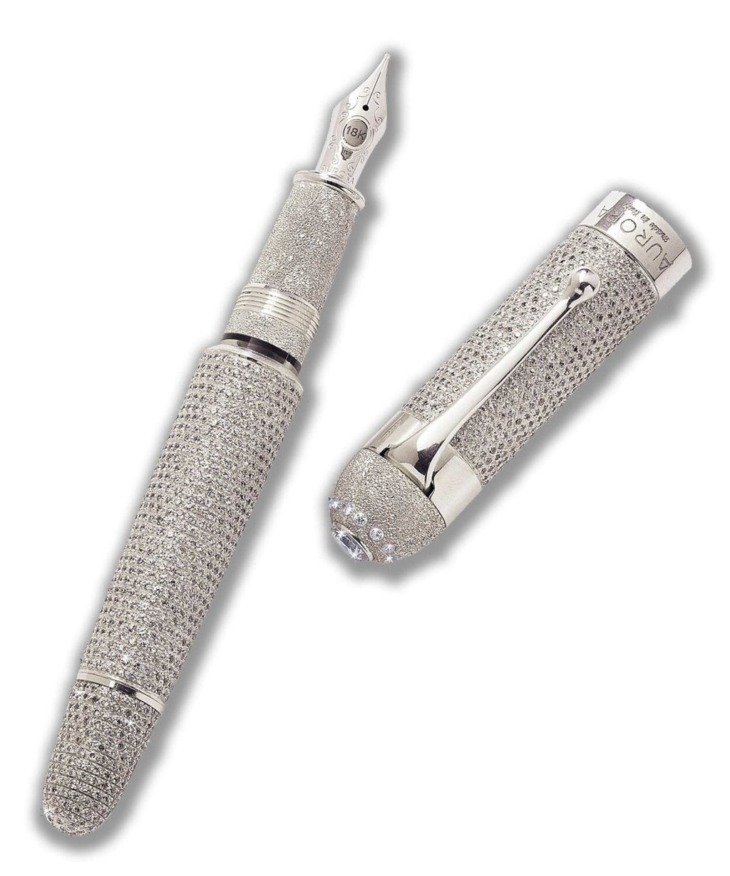 The Aurora Diamante fountain pen features an incredible 1,919 De Beers diamonds. Photo: Aurora