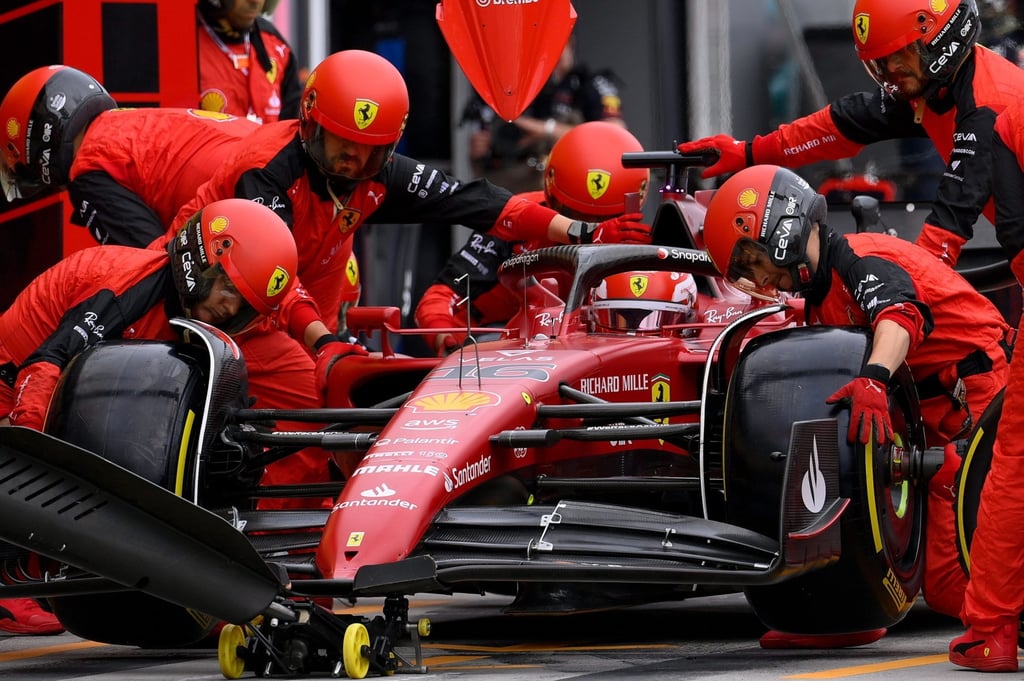Ferrari driver Charles Leclerc changes tires during the Hungarian Grand Prix. Photo: EPA-EFE