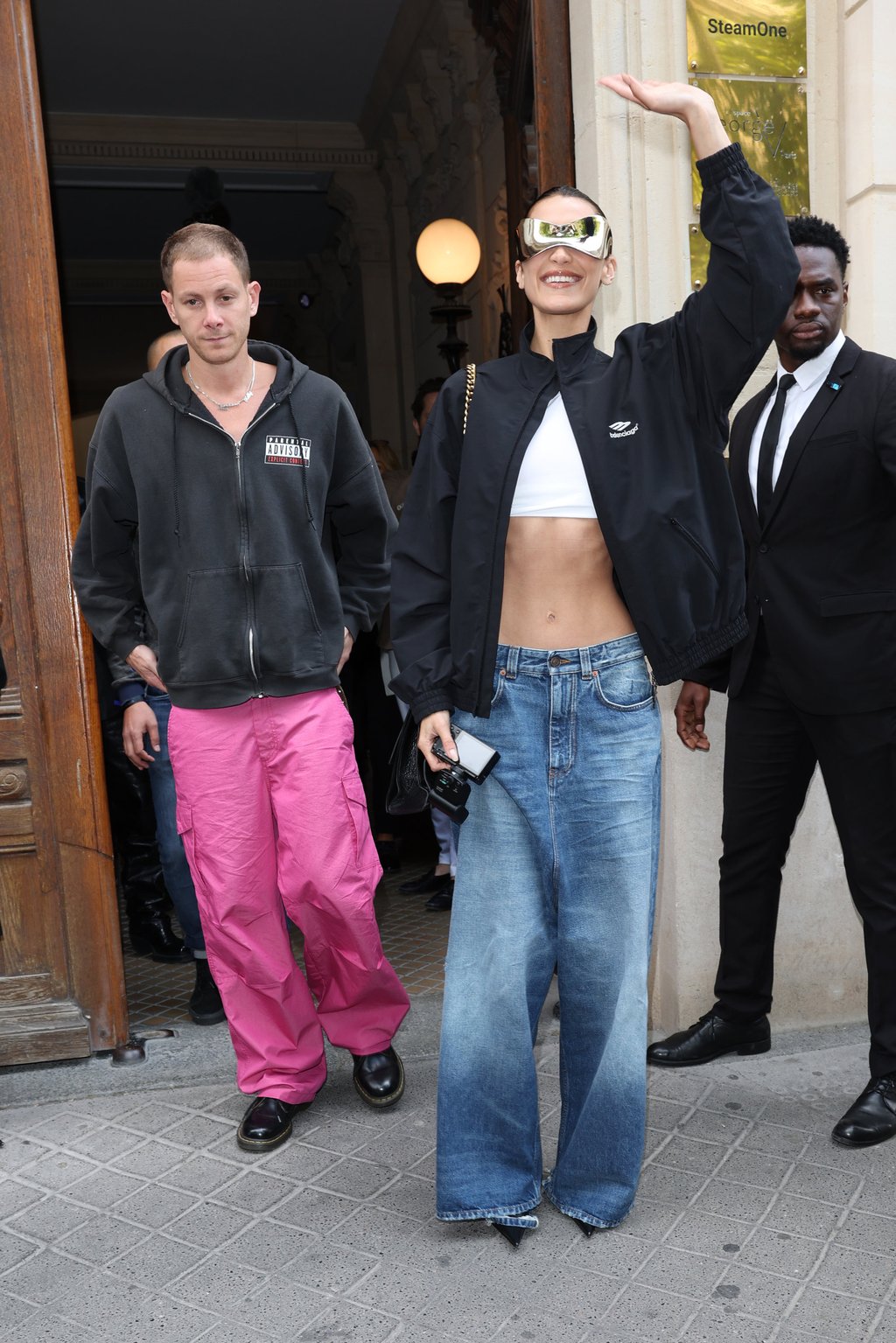 Streetwear balenciaga best sale