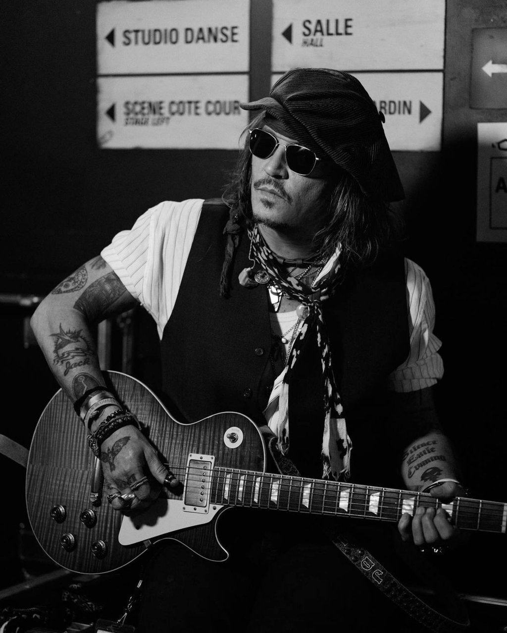 Dior Beauty recently shared black-and-white images of Johnny Depp. Photo: @diorbeauty/Instagram Dior Beauty recently shared black-and-white images of Johnny Depp. Photo: @diorbeauty/Instagram