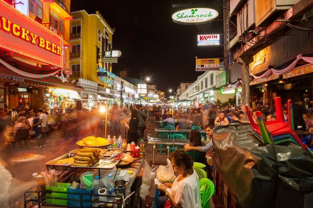 As Bangkok modernises, pavement vendors are being shut down left, right and centre. Photo: Shutterstock As Bangkok modernises, pavement vendors are being shut down left, right and centre. Photo: Shutterstock