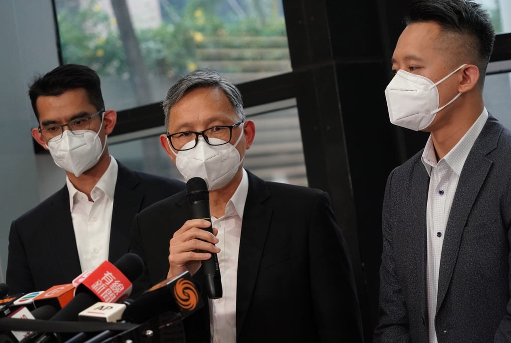 Undersecretary for Security Michael Cheuk (centre) has called the safe return of the kidnapped residents a “top priority”. Photo: Felix Wong Undersecretary for Security Michael Cheuk (centre) has called the safe return of the kidnapped residents a “top priority”. Photo: Felix Wong