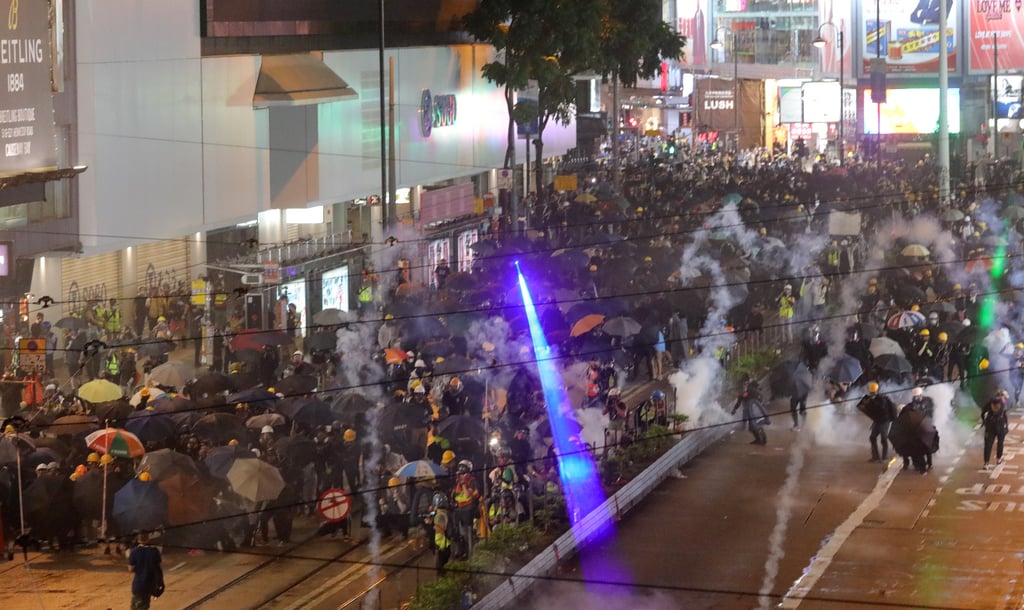 Tear gas used to disperse protesters in Causeway Bay on August 31, 2019. Photo: May Tse Tear gas used to disperse protesters in Causeway Bay on August 31, 2019. Photo: May Tse