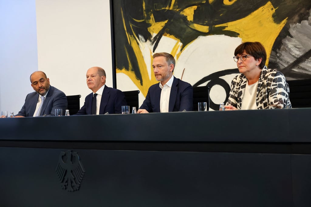 German Chancellor Olaf Scholz, co-leader of Germany’s Green party Omid Nouripour and Germany’s Free Democratic Party (FDP) leader and Finance Minister Christian Lindner address the media after a coalition committee of SPD, Greens and FDP parties about new package of relief measures to counter rising energy prices. Photo: Reuters German Chancellor Olaf Scholz, co-leader of Germany’s Green party Omid Nouripour and Germany’s Free Democratic Party (FDP) leader and Finance Minister Christian Lindner address the media after a coalition committee of SPD, Greens and FDP parties about new package of relief measures to counter rising energy prices. Photo: Reuters