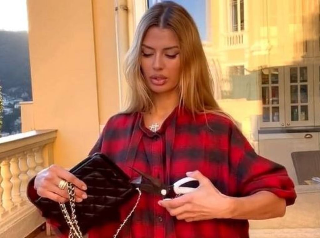Russian Instagram influencer Victoria Bonya cut up what appeared to be her quilted Chanel handbag in protest against the brand’s “Russophobia”. Photo: @victoriabonya/Instagram