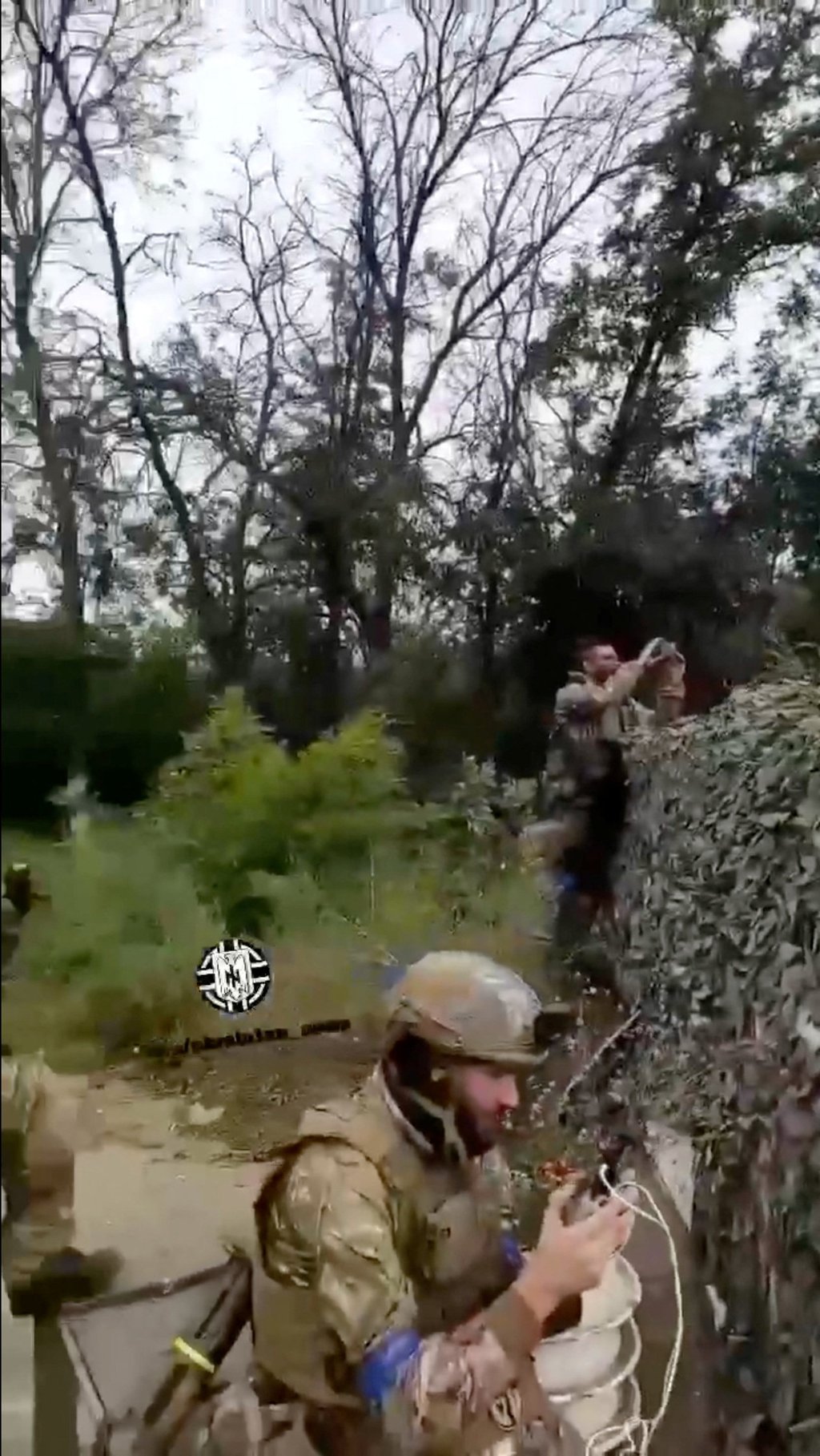 Ukrainian soldiers at the entrance to Izium, Ukraine on Saturday. Photo: Telegram @Tsaplienko / via Reuters Ukrainian soldiers at the entrance to Izium, Ukraine on Saturday. Photo: Telegram @Tsaplienko / via Reuters