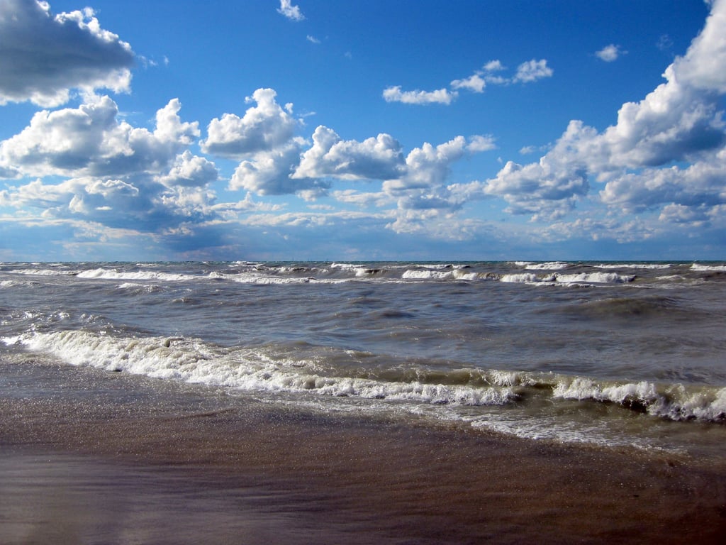 The shore of Lake Michigan at Indiana Dunes National Park. Photo: Indiana Dunes National Park Ranger Rafi Wilkinson