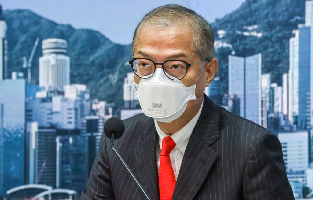 Hong Kong health minister Lo Chung-mau has received his fourth Covid-19 jab, together with a flu shot. Photo: K. Y. Cheng Hong Kong health minister Lo Chung-mau has received his fourth Covid-19 jab, together with a flu shot. Photo: K. Y. Cheng