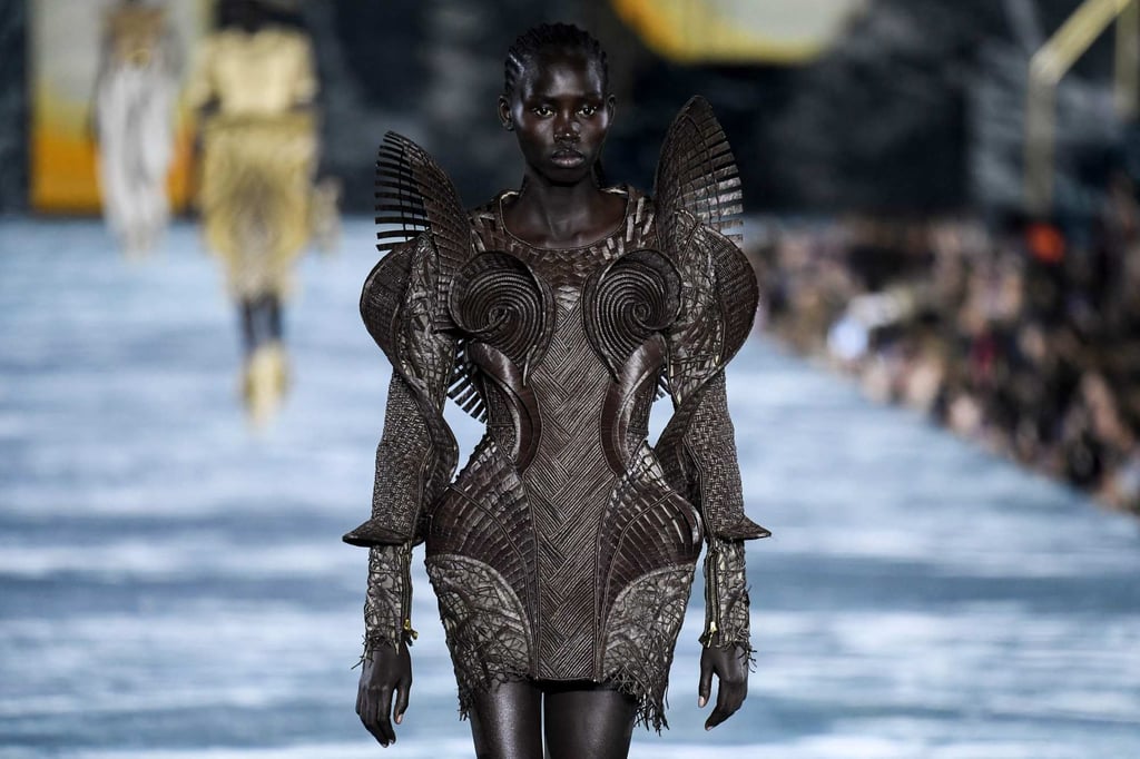 A model presents an African-inspired creation for the Balmain spring/summer 2023 fashion show during the Paris Womenswear Fashion Week, in Paris, on September 28. Photo: AFP A model presents an African-inspired creation for the Balmain spring/summer 2023 fashion show during the Paris Womenswear Fashion Week, in Paris, on September 28. Photo: AFP