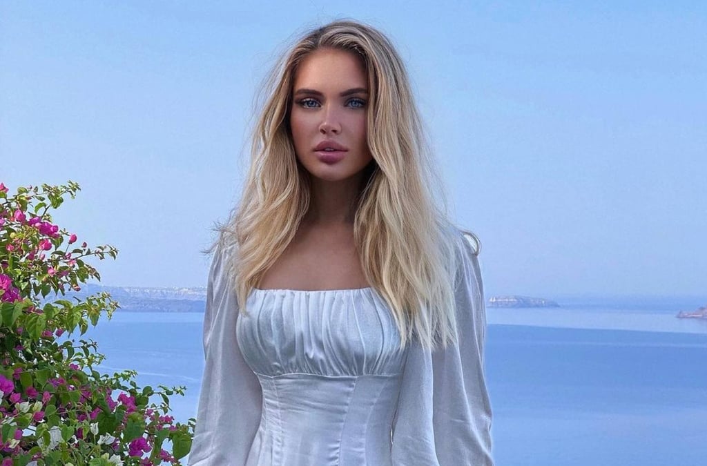 Russian model Ekaterina Astashenkova has been assigned as roommate to Ukraine’s representative Olga Vasyliv. More than 70 contestants have arrived in Indonesia to participate in this year’s final, which will be held on October 25 at a convention centre south of Jakarta. Photo: Instagram
