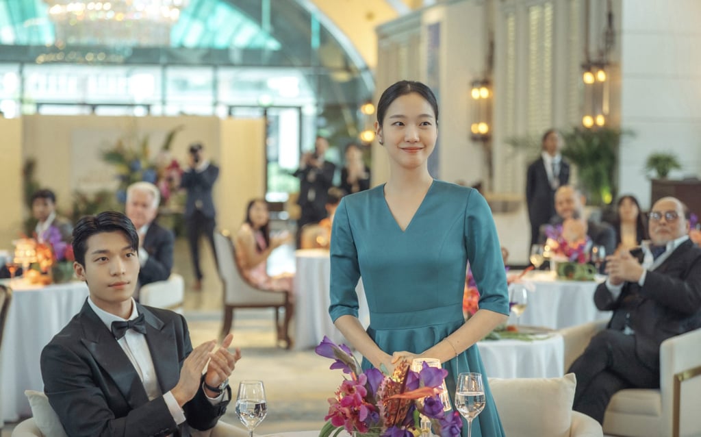 Wi Ha-joon (left) as Choi Do-il and Kim Go-eun as Oh In-ju in a still from Little Women.