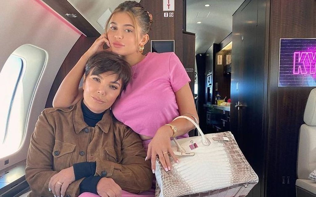 Kylie Jenner, keeping mum Kris Jenner company. Photo: @kyliejenner/Instagram Kylie Jenner, keeping mum Kris Jenner company. Photo: @kyliejenner/Instagram