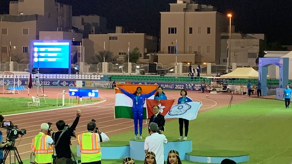 Chloe Pak atop the podium for Hong Kong at the Asian U18 Athletics Championships in Kuwait. Photo: HKAAA