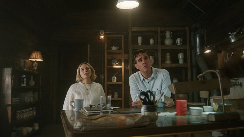 Naomi Watts as Nora Brannock and Bobby Cannavale as Dean Brannock, proxies for real-life Broadduses. Photo: Netflix Naomi Watts as Nora Brannock and Bobby Cannavale as Dean Brannock, proxies for real-life Broadduses. Photo: Netflix