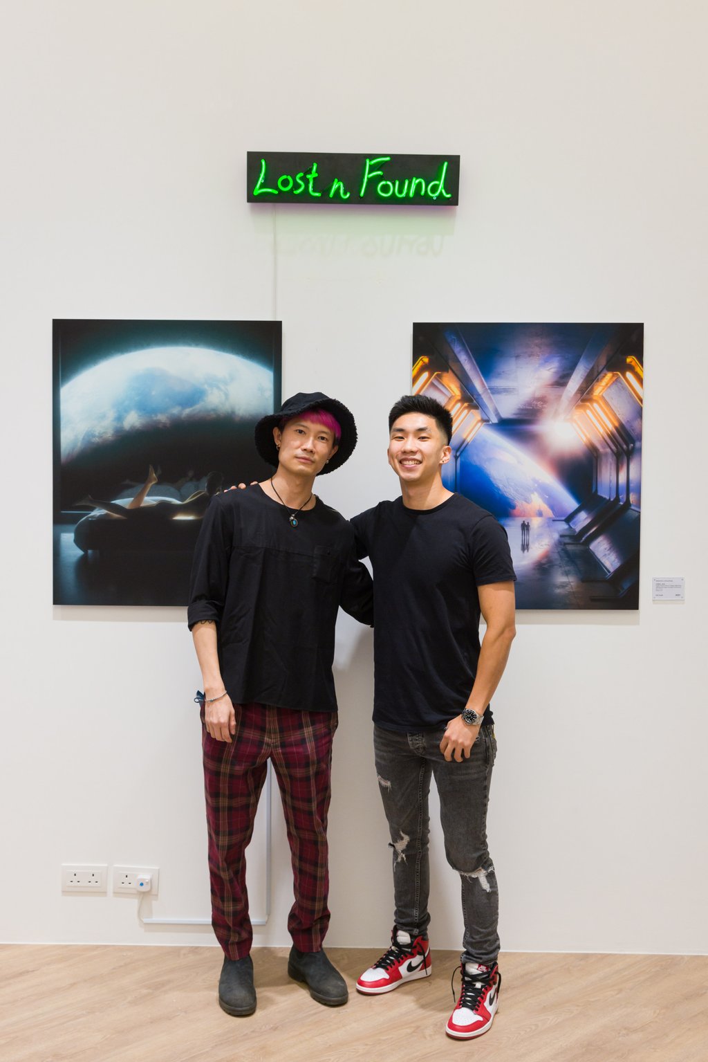 ‘Lost and Found’, an exhibition at Shout Contemporary gallery, features the work of neon artist Jive Lau (left) and Desmond Lo (right). Photo: Shout Contemporary ‘Lost and Found’, an exhibition at Shout Contemporary gallery, features the work of neon artist Jive Lau (left) and Desmond Lo (right). Photo: Shout Contemporary