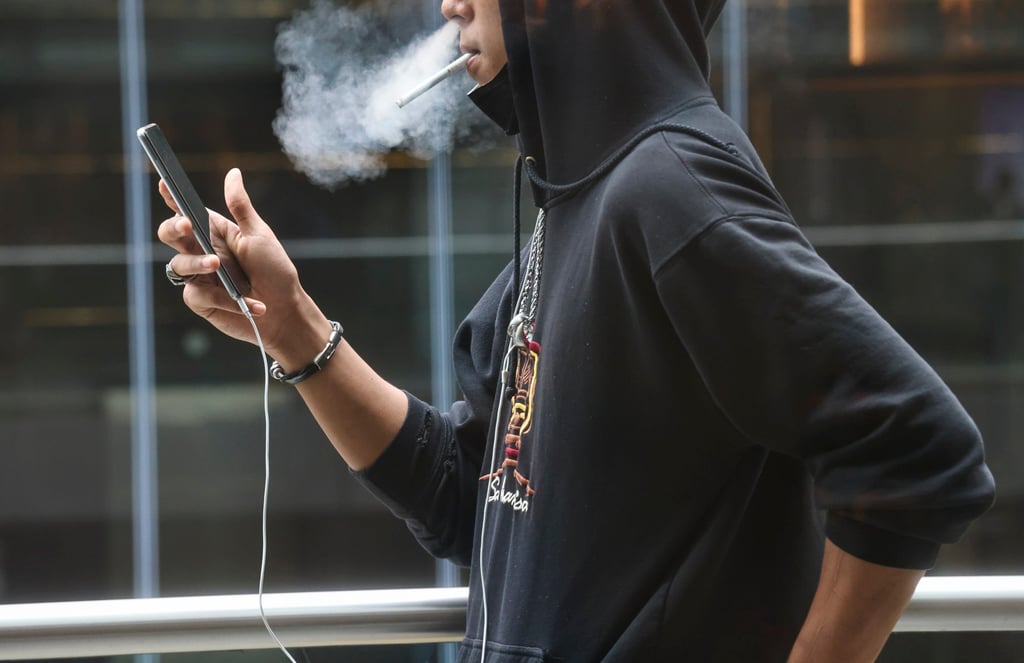 The city’s smoking population dropped below double-digits last year for the first time since tracking began, hitting 9.5 per cent. Photo: K. Y. Cheng The city’s smoking population dropped below double-digits last year for the first time since tracking began, hitting 9.5 per cent. Photo: K. Y. Cheng