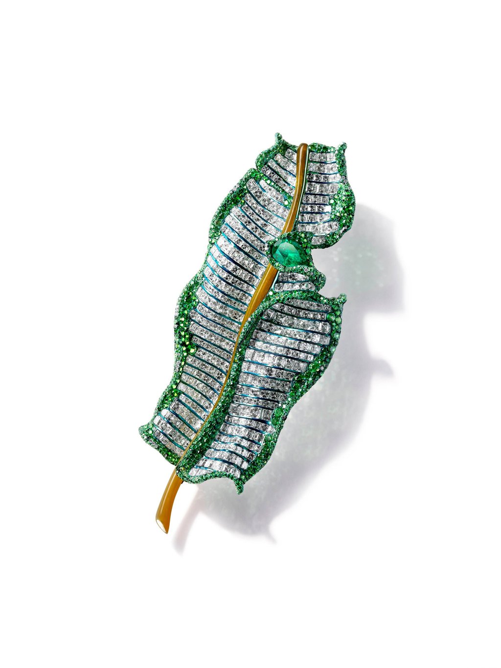 The Caribbean Summer brooch – Black Label Masterpiece VIII – with its Muzo green emerald, white diamonds and horn rib.
