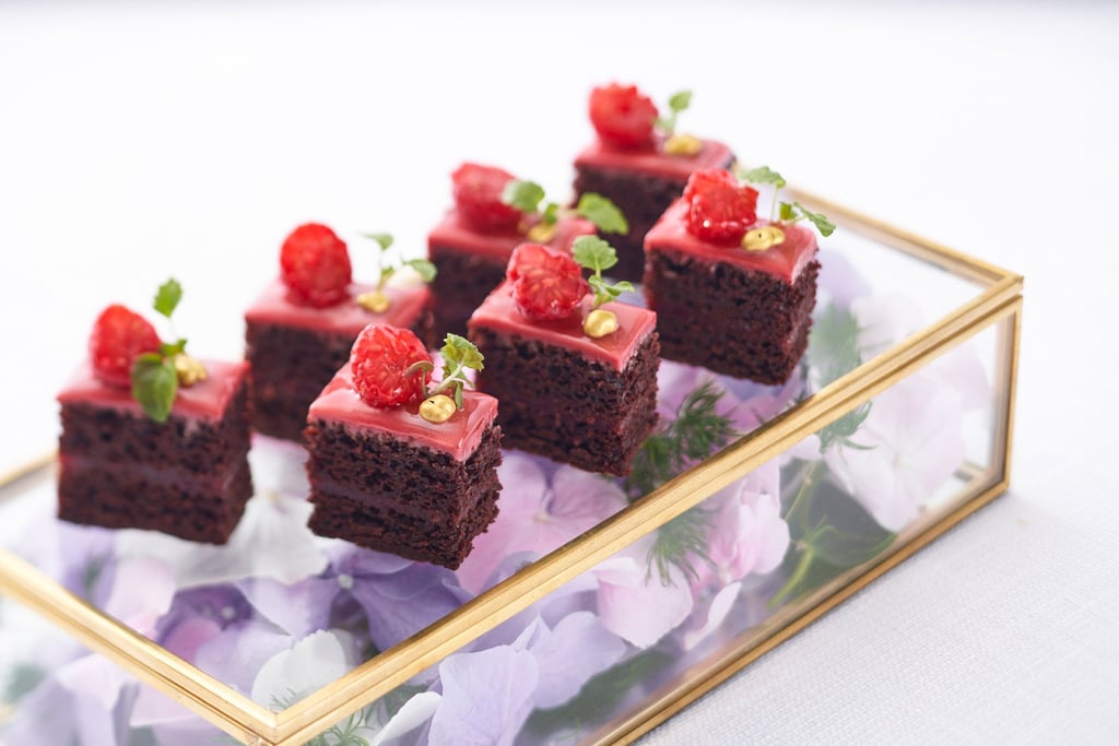 Mango, passion fruit and sunflower petits fours from The Grand Hyatt Hong Kong. Photo: Grand Hyatt Mango, passion fruit and sunflower petits fours from The Grand Hyatt Hong Kong. Photo: Grand Hyatt