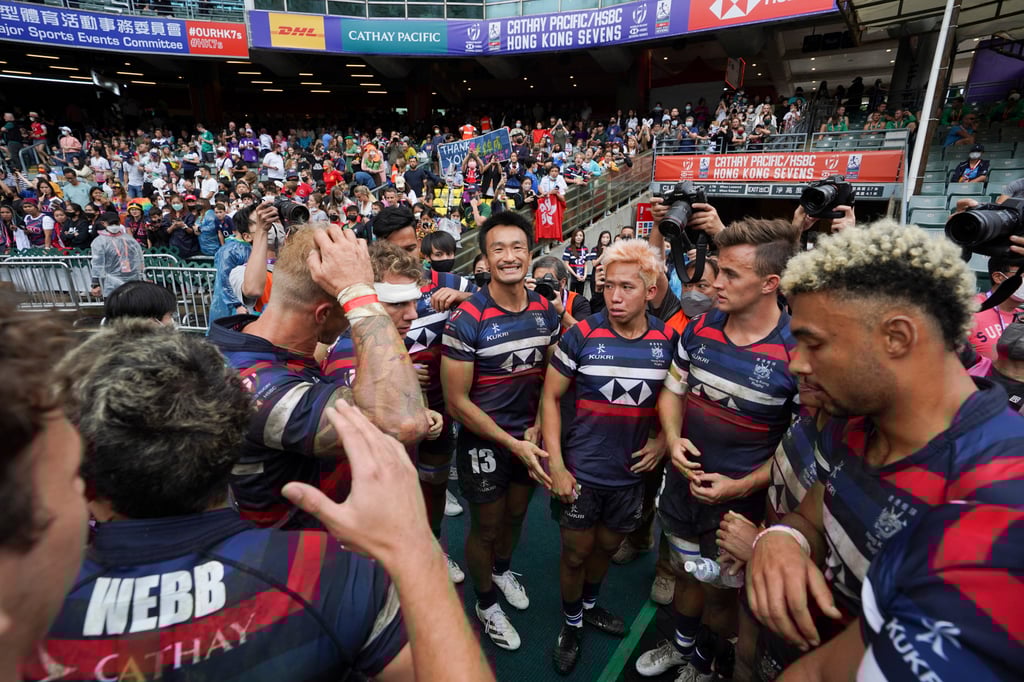 Salom Yiu Kam-shing (C) reacts after his final game at his home tournament. Photo: Sam Tsang Salom Yiu Kam-shing (C) reacts after his final game at his home tournament. Photo: Sam Tsang