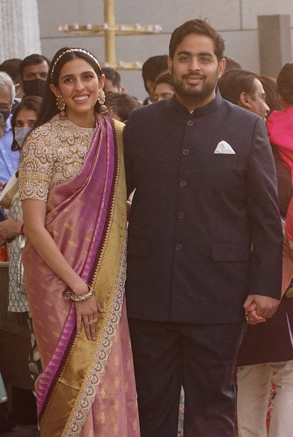 Shloka Mehta and her billionaire heir husband, Akash Ambani. Photo: Getty Images