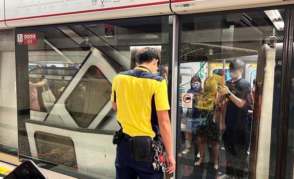 MTR Corp has apologised for the incident in which two sets of doors were ripped off when part of a train derailed as it arrived at Yau Ma Tei station. Photo: Facebook MTR Corp has apologised for the incident in which two sets of doors were ripped off when part of a train derailed as it arrived at Yau Ma Tei station. Photo: Facebook