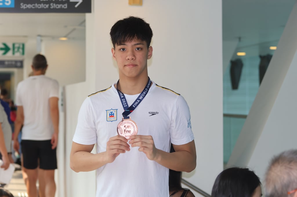 Adam Mak with his World Junior bronze medal. Photo: Shirley Chui Adam Mak with his World Junior bronze medal. Photo: Shirley Chui