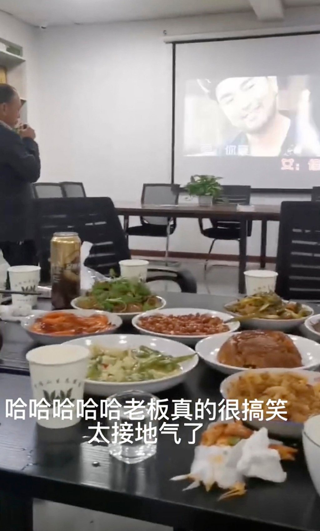 Job at cemetery offers above average salary and a two-hour lunch break at staff canteen. Photo: Douyin Job at cemetery offers above average salary and a two-hour lunch break at staff canteen. Photo: Douyin