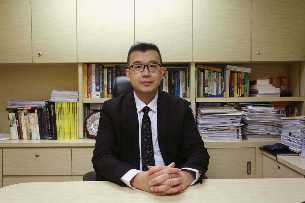 Psychiatrist Dr Hui Lung-kit spoke in the AmCham panel discussion. Photo: Jonathan Wong Psychiatrist Dr Hui Lung-kit spoke in the AmCham panel discussion. Photo: Jonathan Wong