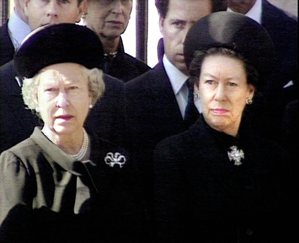 Queen Elizabeth and Princess Margaret outside of Buckingham Palace during the funeral of Diana, Princess of Wales, in 1997. Photo: AFP