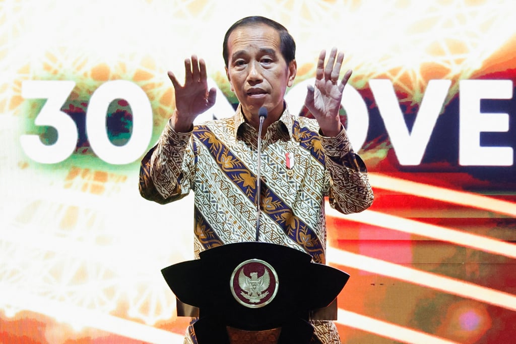 Indonesian President Joko Widodo gestures as he delivers his remarks during the annual meeting of Indonesia’s central bank in Jakarta last month. Photo: Reuters Indonesian President Joko Widodo gestures as he delivers his remarks during the annual meeting of Indonesia’s central bank in Jakarta last month. Photo: Reuters