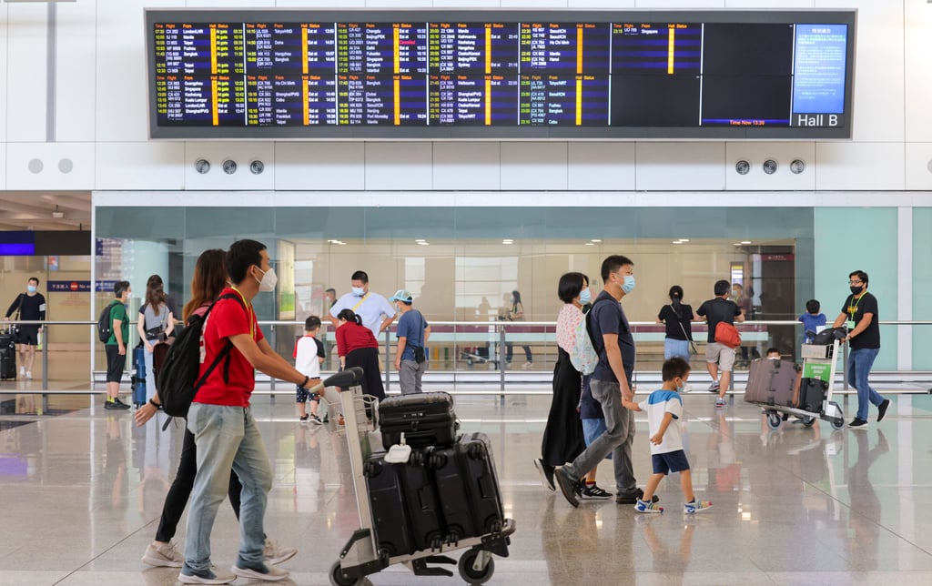 Passengers arrive at Hong Kong International Airport. Photo: Jelly Tse Passengers arrive at Hong Kong International Airport. Photo: Jelly Tse