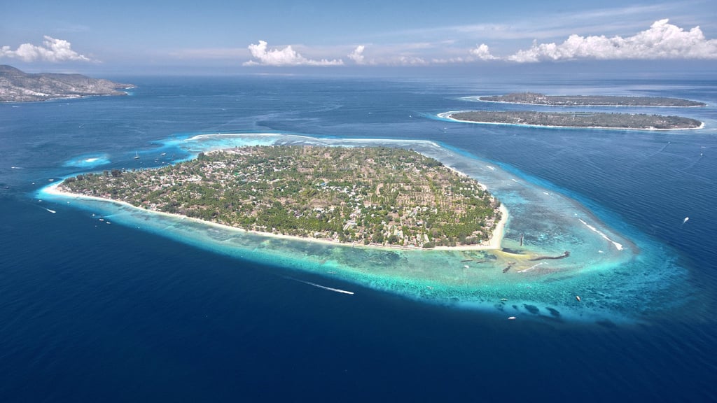 Gili Air lies between Lombok and Bali. Photo: James Waller Gili Air lies between Lombok and Bali. Photo: James Waller