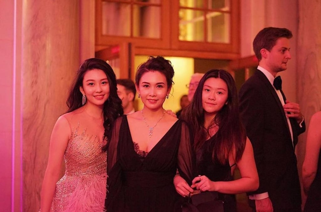 Chingmy Yau (centre) with her eldest daughter Sham Yuet (left) and second daughter Sham Yat (right) in Paris, France. Photo: @yuetyuetxx/Instagram