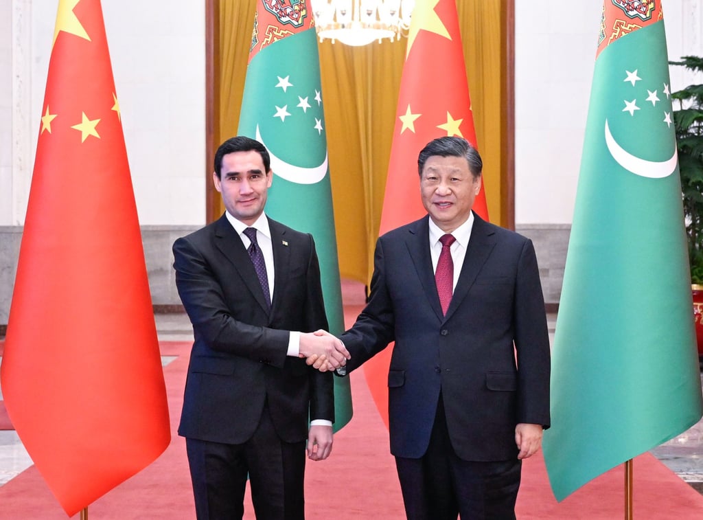 Xi Jinping emphasised the two countries’ “shared vision, similar goals and linked interests” in talks with Serdar Berdimuhamedov at the Great Hall of the People in Beijing. Photo: Xinhua