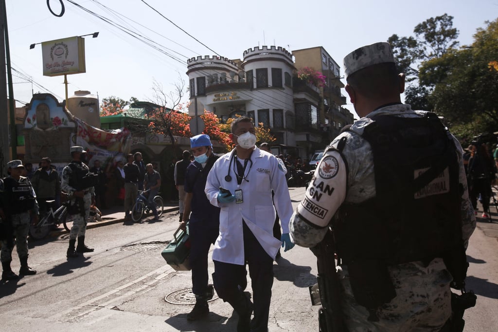 Medical staff arrive in the area where two subway trains collided head-on at a subway station in Mexico City, Mexico on Saturday. Photo: Reuters