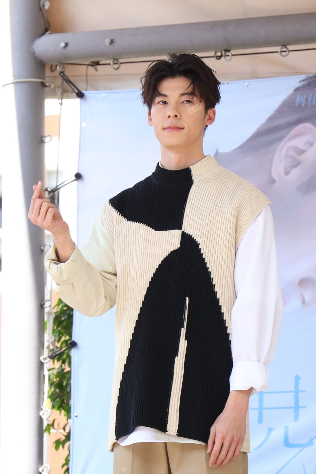 Actor Greg Han attends the book signing event for TV series Someday or One Day in February 2020, in Taipei, Taiwan. Photo: Getty Images