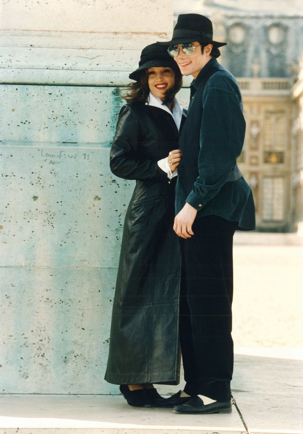 Michael Jackson with Lisa Marie Presley in Versailles, France, in 1994. Photo: Getty Images