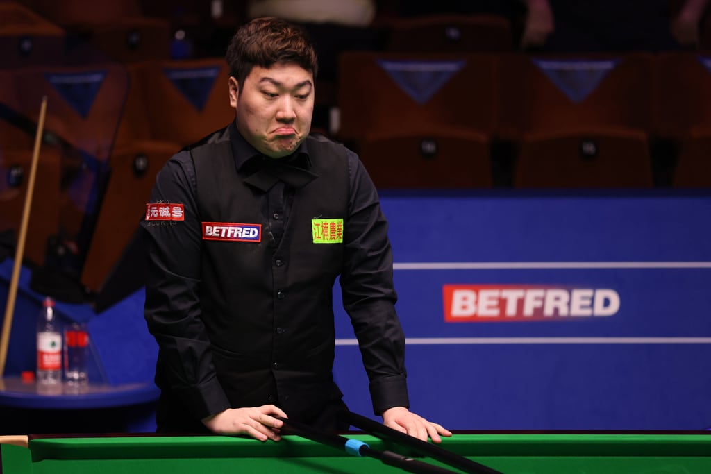 Yan Bingtao of China during a 2021 World Snooker Championship match against Martin Gould. Photo: Getty Images Yan Bingtao of China during a 2021 World Snooker Championship match against Martin Gould. Photo: Getty Images