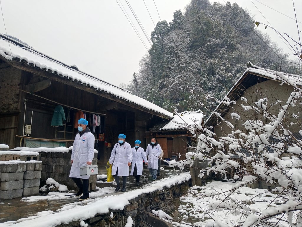 Rural doctors visiting local households to provide medical support in Jiwei Township, Huayuan County, in central China’s Hunan province. Photo: Xinhua Rural doctors visiting local households to provide medical support in Jiwei Township, Huayuan County, in central China’s Hunan province. Photo: Xinhua